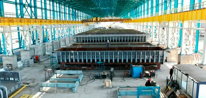 Кожух электролизера - вид спереди Кожух электролизера - вид спереди